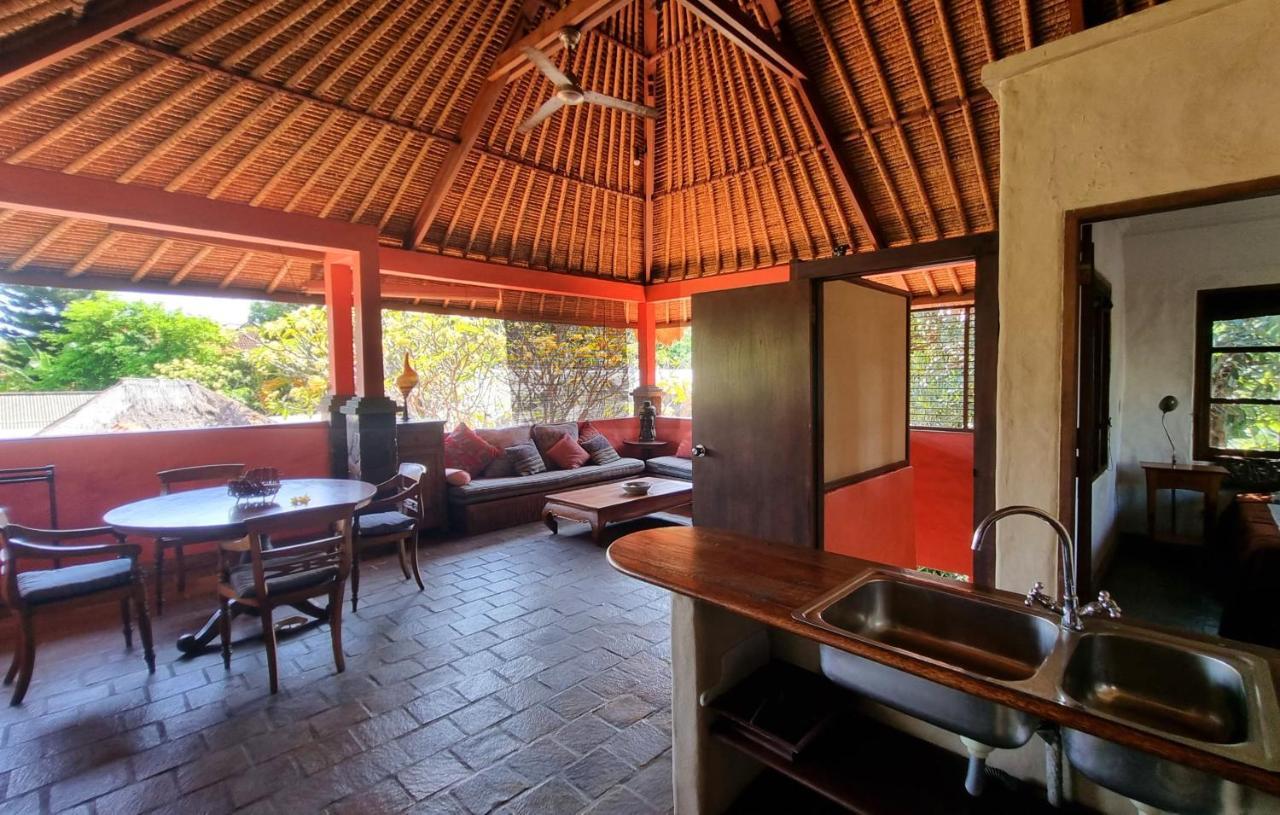 Hotel Flash Back Sanur